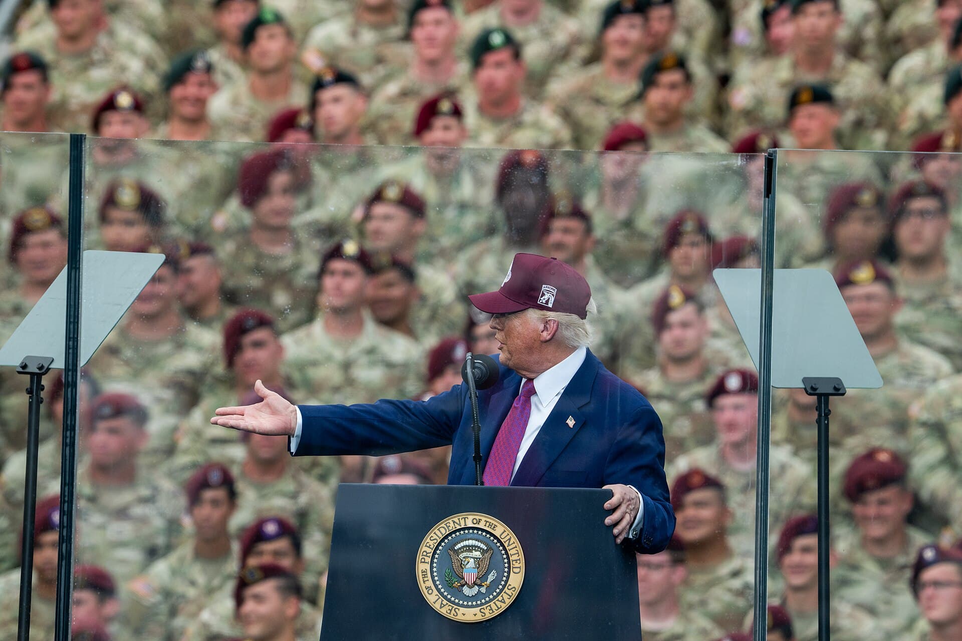 Donald Trump delivers remarks at Fort Bragg